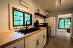 Huckleberry Cottage