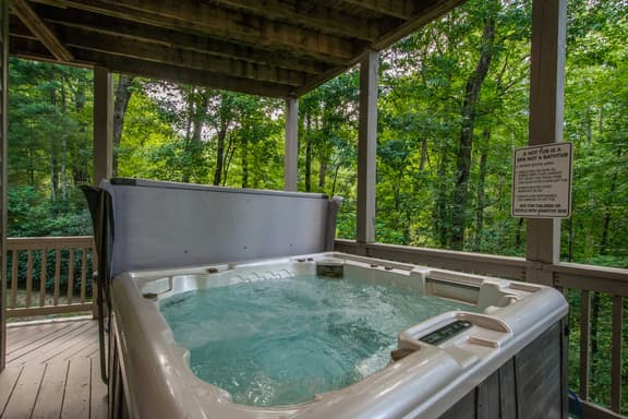 Lure Me In Lodge - Image 1
